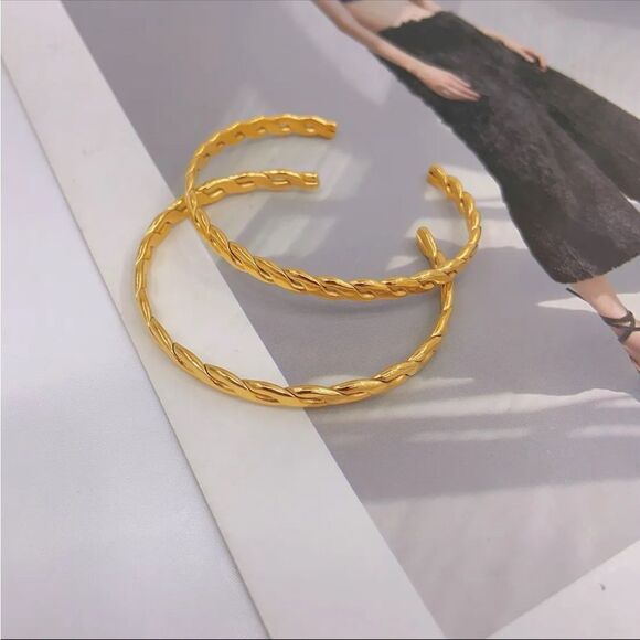 NEW Twisted Rope Gold Plating Cuff Bracelet - Picture 2 of 5
